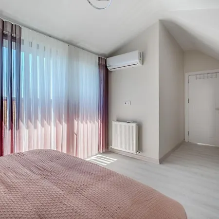 Golden Horn View Terrace Duplex Apartment *